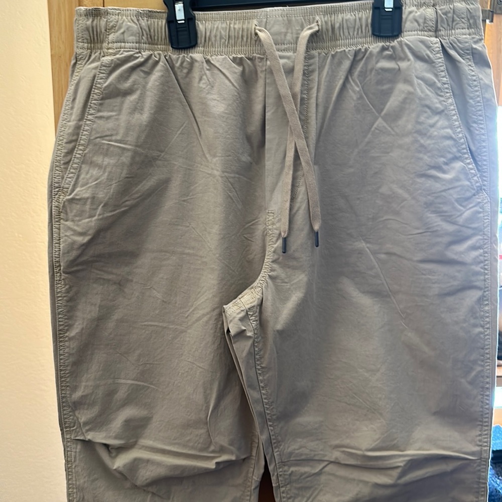 American Eagle joggers sz M